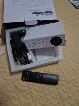 Proyector Mini LED Blanco