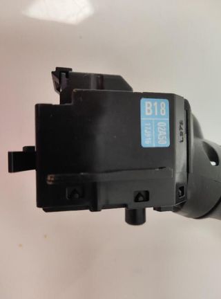 02a5017j916 mando limpia toyota yaris xpa1f 302414