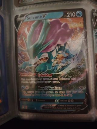 Carta Pokémon Umbreon V Golpe Brusco