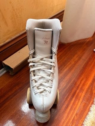 Patines de patinaje artístico