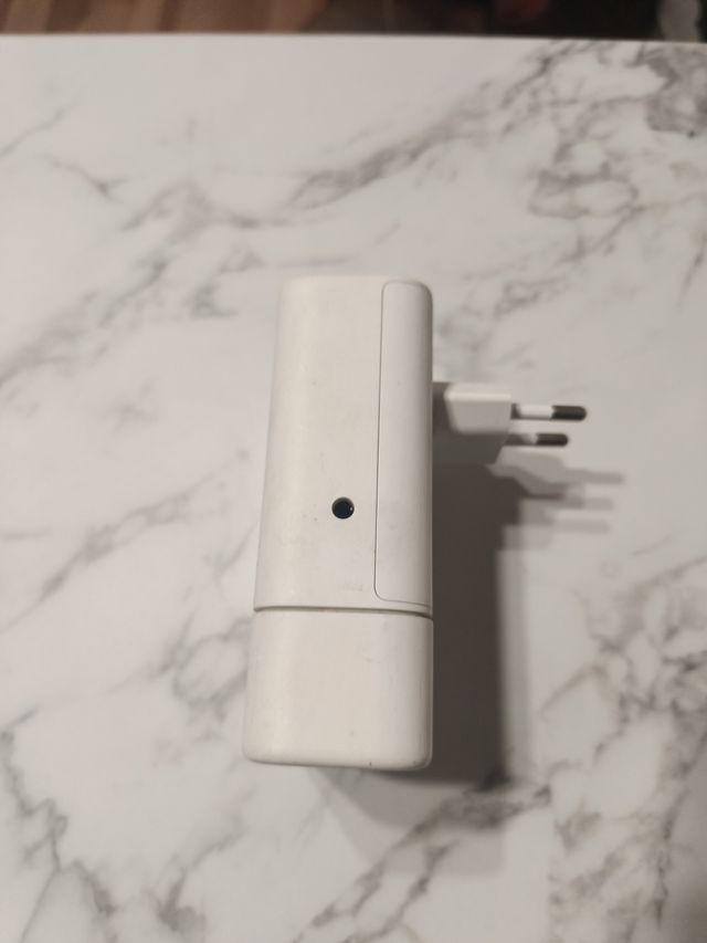 Amazon Echo Flex con sensor de movimiento