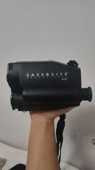 Telémetro Láser 600M