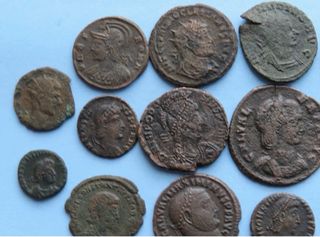 Lote 14 monedas romanas, varios emperadores