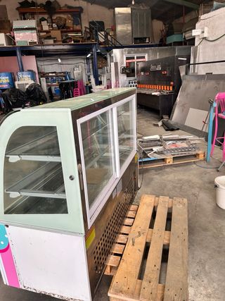 Vitrina pastelera 