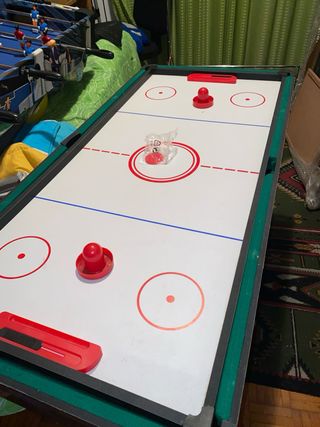 Futbolín, billar y hockey de mesa