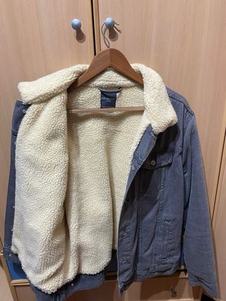 Chaqueta vaquera forrada borreguito Talla L