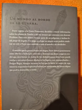 Una corte de alas y ruina. 