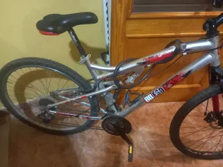 Bicicleta de Montaña Doble Suspensión.¡¡No envíos!