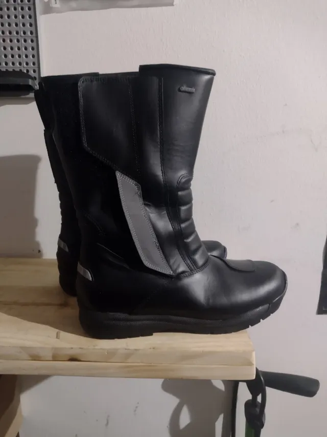 Botas de motorista ROBUSTA negras