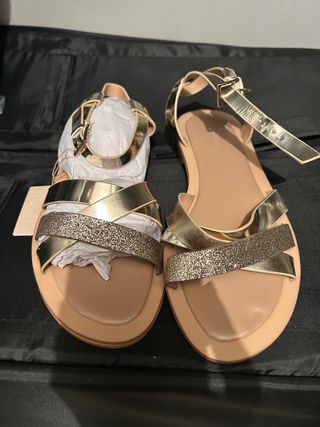 Sandalias Stradivarius Doradas Talla 37