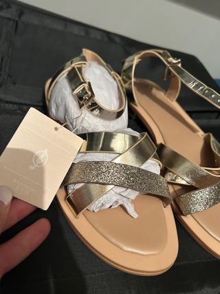 Sandalias Stradivarius Doradas Talla 37