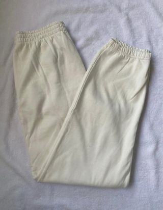 Pantalón chándal beige