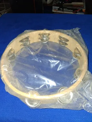 Pandereta con anillos de metal.25cm