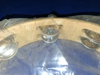 Pandereta con anillos de metal.25cm