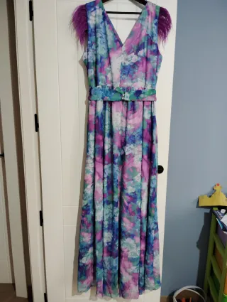Vestido largo estampado plumas moradas