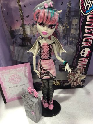 Monster High Rochelle Goyle Scaris Muñeca