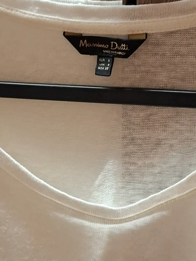 Maglia sottogiacca senza maniche by Massimo Dutti.