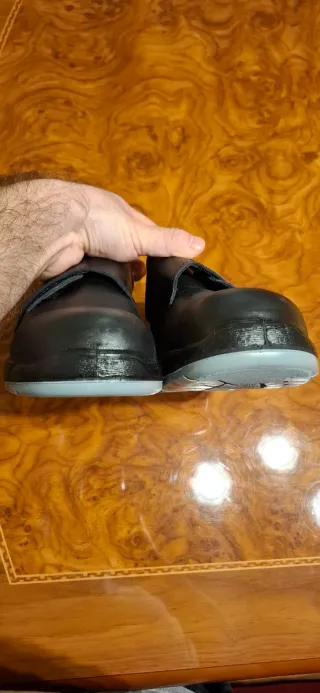 Zapatos de trabajo Robusta negros