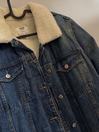 Chaqueta vaquera borrego Bershka Talla L