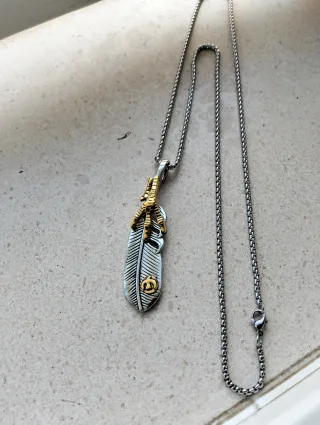 Colgante Pluma Águila y Cadena