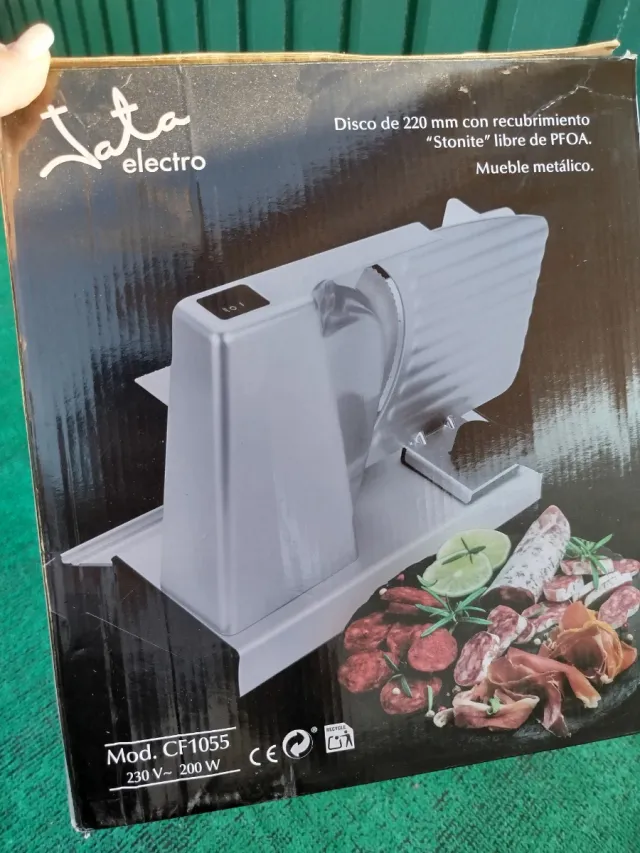 Cortador de fiambre Jata CF1055