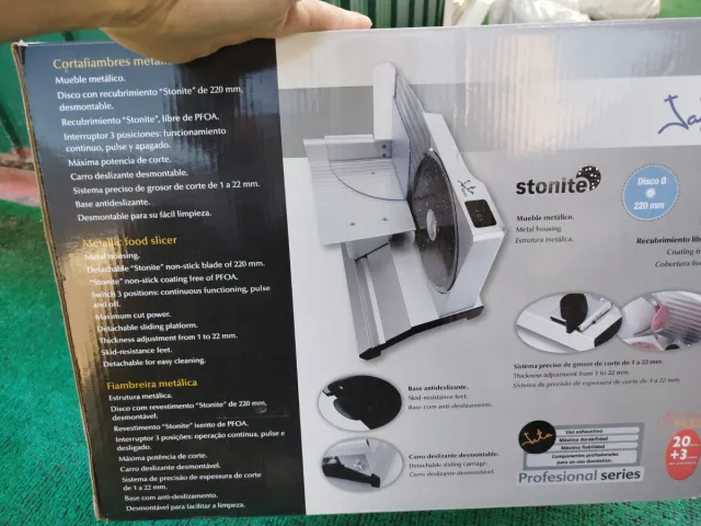 Cortador de fiambre Jata CF1055