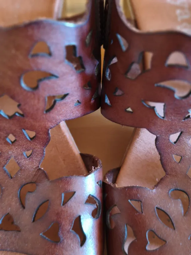 Sandalias piel marrones