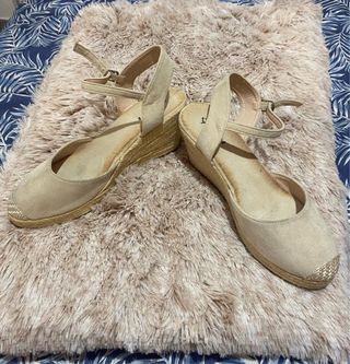 Zapatos Cuñas Esparto Verano Beige casi nuevas 