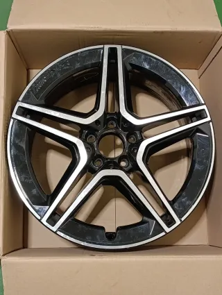 Llanta Mercedes AMG 19 Original