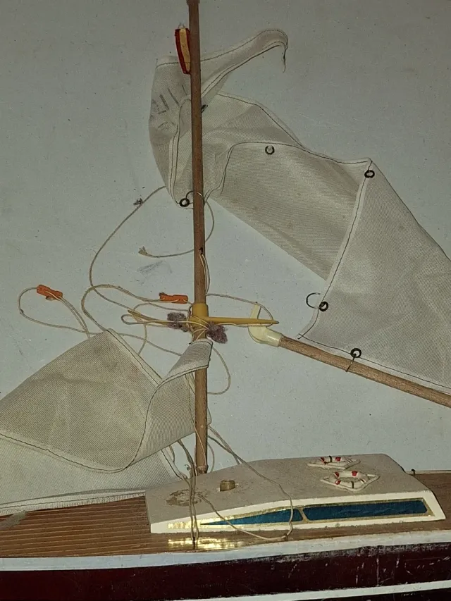 Velero madera años 70