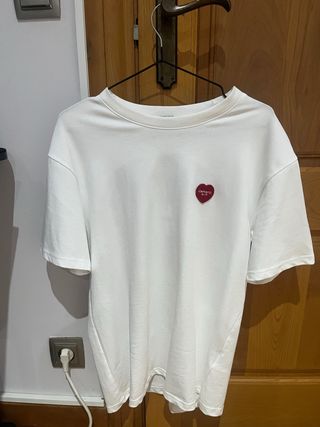 Camiseta Carhartt Corazón Rojo