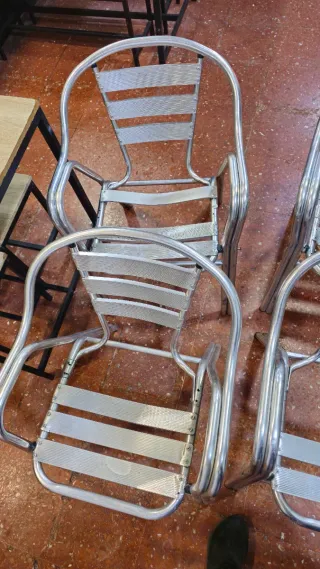 Sedie impilabili in alluminio