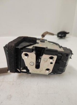 Nissan 306133 sin ref cerradura puerta qashqai