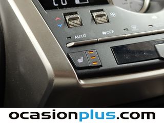 Lexus NX 300h Premium 2WD 145 kW (197 CV)