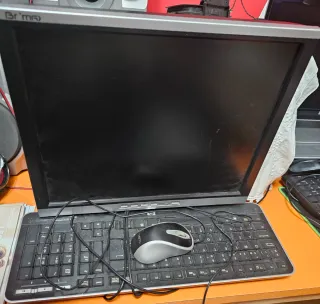 Ordenador CPU, Pantalla, Teclado y Ratón