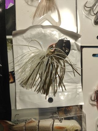 Lote señuelos pesca lucio