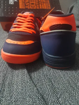 Botas Munich Continental V2 Talla 46 Nuevas Futsal