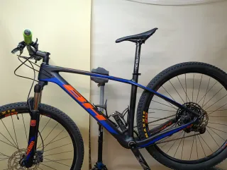 Bicicleta BH carbono 29 monoplato