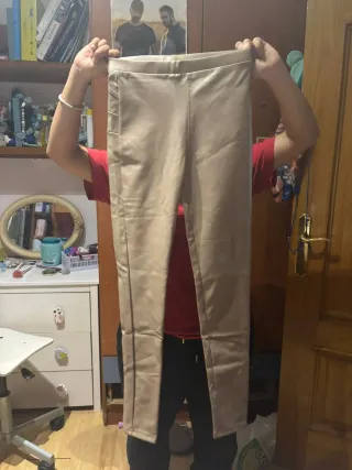 Pantalón de cuero café niña