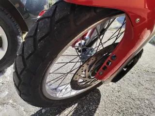BMW F650GS Funduro Roja , cambio por scooter