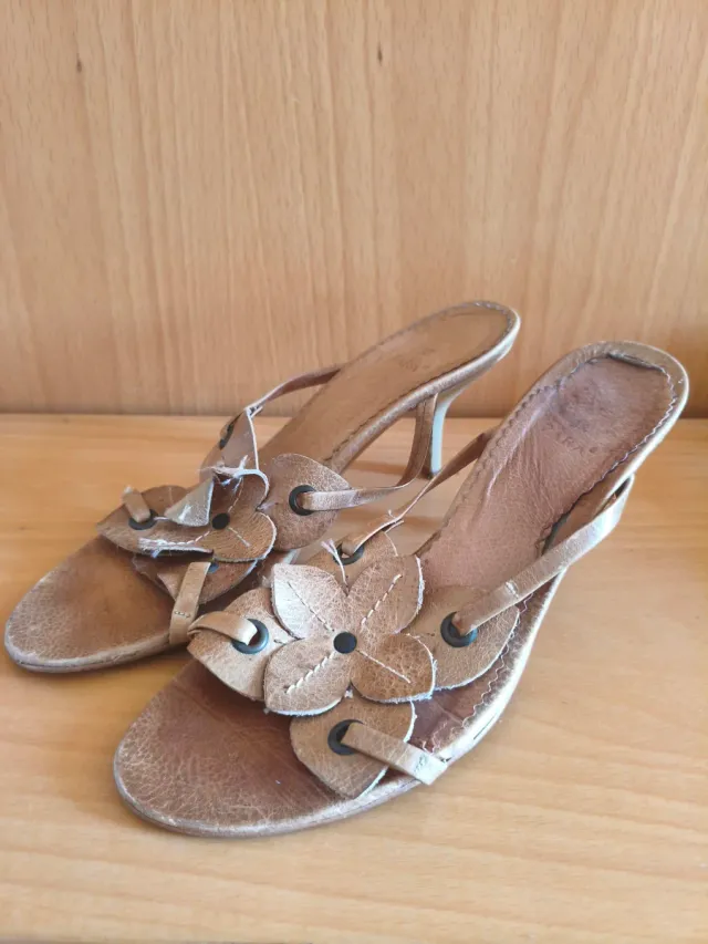 Sandalias Zara Piel Flores Marrones