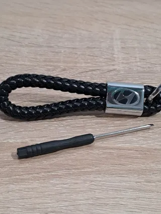 Llavero Coche Piel Trenzada Logo H