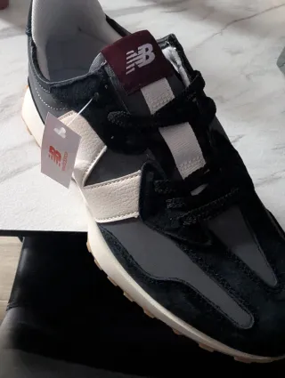 New Balance 327 Gris Nuevas a estrenar!!!!