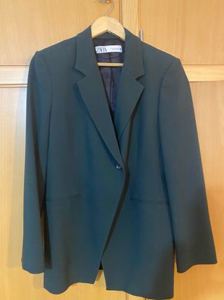 Chaqueta Zara verde mujer 