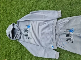 Conjunto chándal Supply & Demond gris