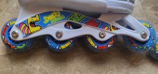 Patines infantiles talla 30-33 con protectores