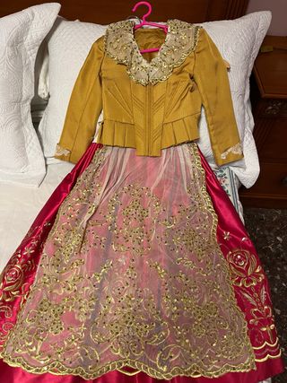Traje de Fallera Oro y Rosa para niña.