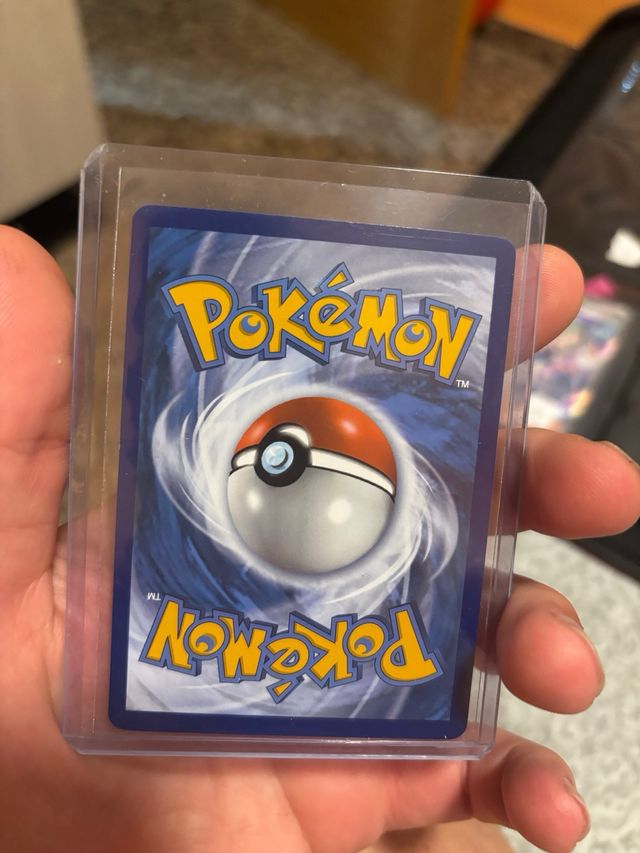 Hoopa V - Carta Pokémon Golpe Fusión Español