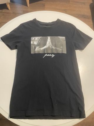 Camiseta Negra Pray