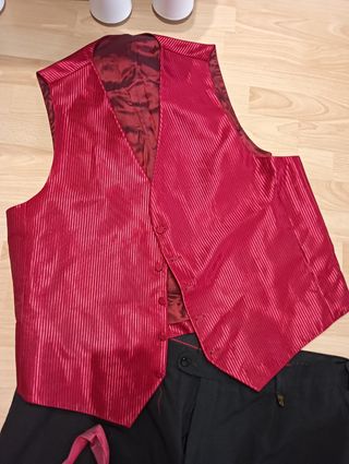 Lote Novio Chaleco Rojo y Pantalón azul de regalo